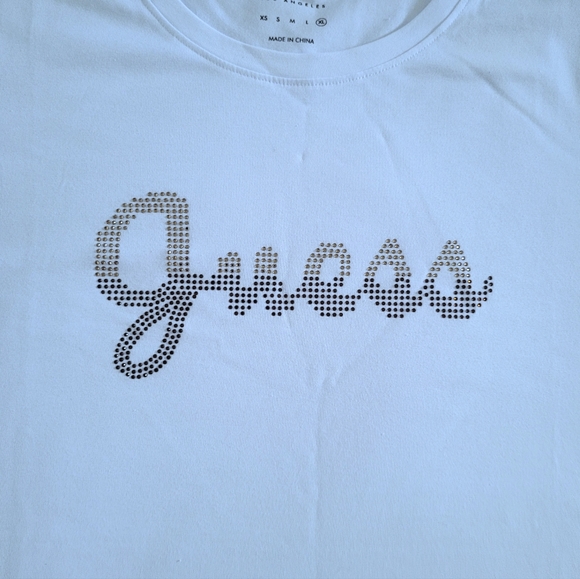 Guess❓Rhinestone💎 Logo Tee👕 - NWT - Picture 10 of 16